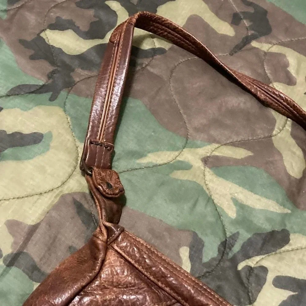 Brown leather western fringe shoulder‎ bag brooch Mexico boho